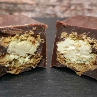 Schokoriegel Eclair mit Haselnusscreme