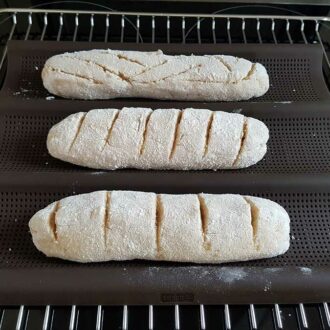 Lurch Flexiform Baguetteform 36x28,5cm 3fach braun mit feinmaschiger Netzstruktur