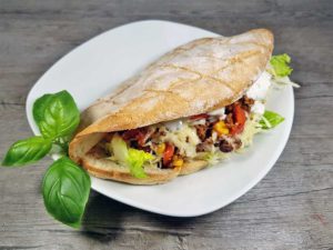 Chili-Con-Carne-im-Fladenbrot-Rezept-low-carb-glutenfrei