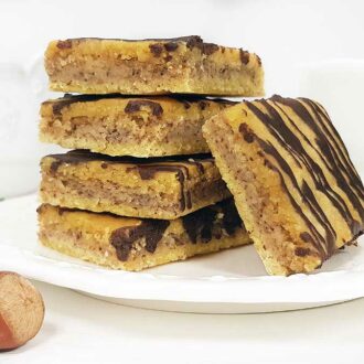 Haselnussfix-low-carb-Nussfuellung-Nussschnitten