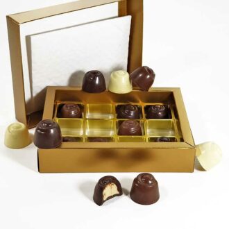 Choketo Low Carb & Keto Pralinés Großpackung mit 12 gefüllten, handgemachten Pralinen - Schokolade & Füllungen ohne Zuckerzusatz – xylitfrei