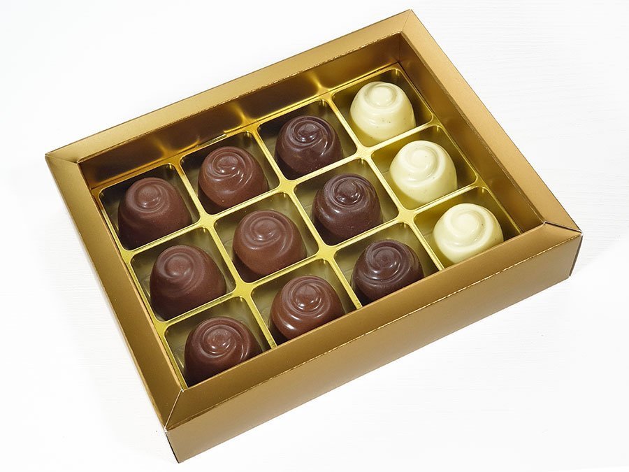 Choketo Low Carb & Keto Pralinés Großpackung mit 12 gefüllten, handgemachten Pralinen - Schokolade & Füllungen ohne Zuckerzusatz – xylitfrei