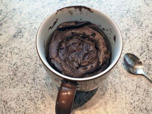Rezept Tassenkuchen-low-carb-glutenfrei-Brownie-Mug-Cake-zuckerfrei-Schokokuchen