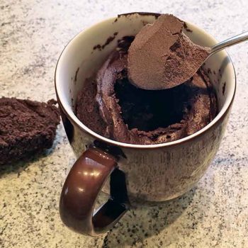 Rezept Tassenkuchen-low-carb-glutenfrei-Brownie-Mug-Cake-zuckerfrei-Schokokuchen