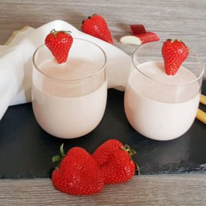 Rezept Erdbeer Rhababer Kollagenshake lowcarb glutenfrei