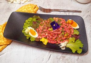 Rezept Rote Beete Spätzle Salat mit gekochtem Rindfleisch lowcarb glutenfrei keto