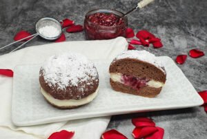 Rezept Schwarzwälder Kirsch Backrohrkrapfen lowcarb glutenfrei keto