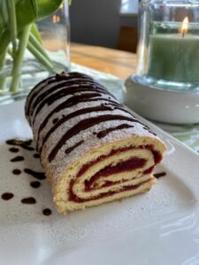 Rezept Biskuitrolle klassisch mit Marmelade lowcarb glutenfrei