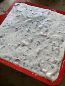 Rezept Erdbeer Stracciatella Schnitte lowcarb keto glutenfrei