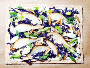 Rezept Rotkraut Birnen Flammkuchen lowcarb glutenfrei