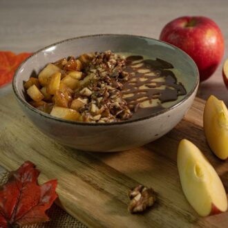 Frühstücksbrei mit karamellisierten Äpfeln keto low-carb glutenfrei