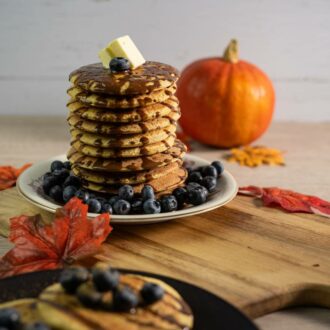 Herbstliche Pancakes Kürbis keto low carb glutenfrei