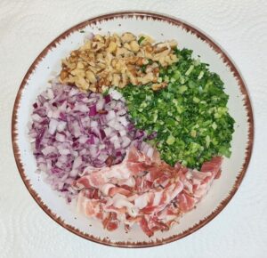 Wirsing Ricotta Quiche mit Speck und Walnüssen low-carb keto glutenfrei